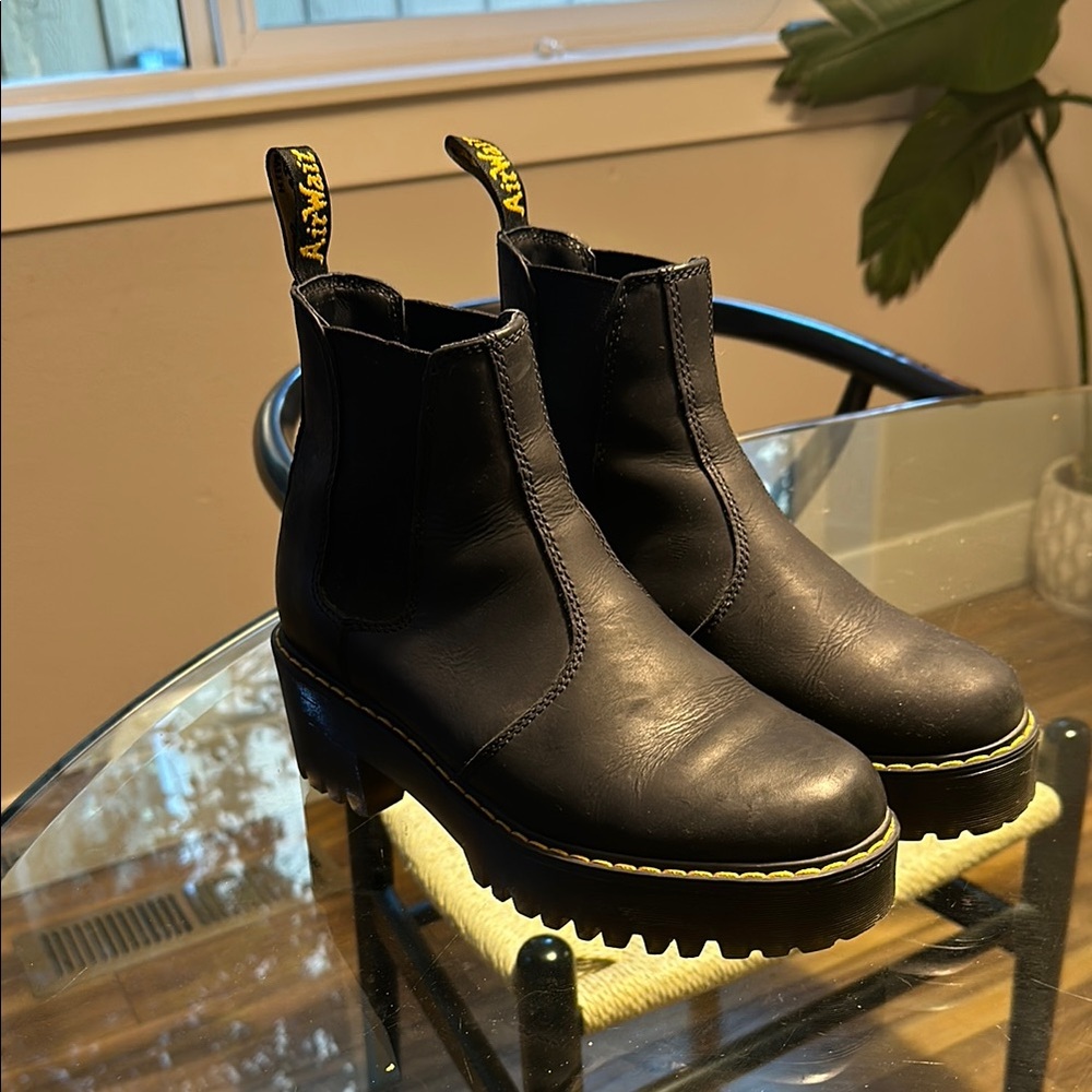 Dr. Martens Women’s Rometty Wyoming leather platform Chelsea boots